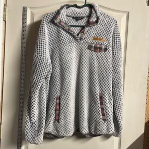 Women’s XL simply southern soft pullover V-neck sweater with pockets